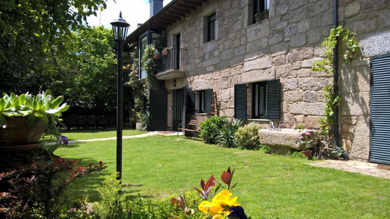 Conjunto Entre Acebos Guest House Sotillo de Sanabria Екстериор снимка