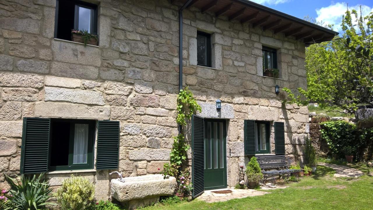 Conjunto Entre Acebos Guest House Sotillo de Sanabria Екстериор снимка