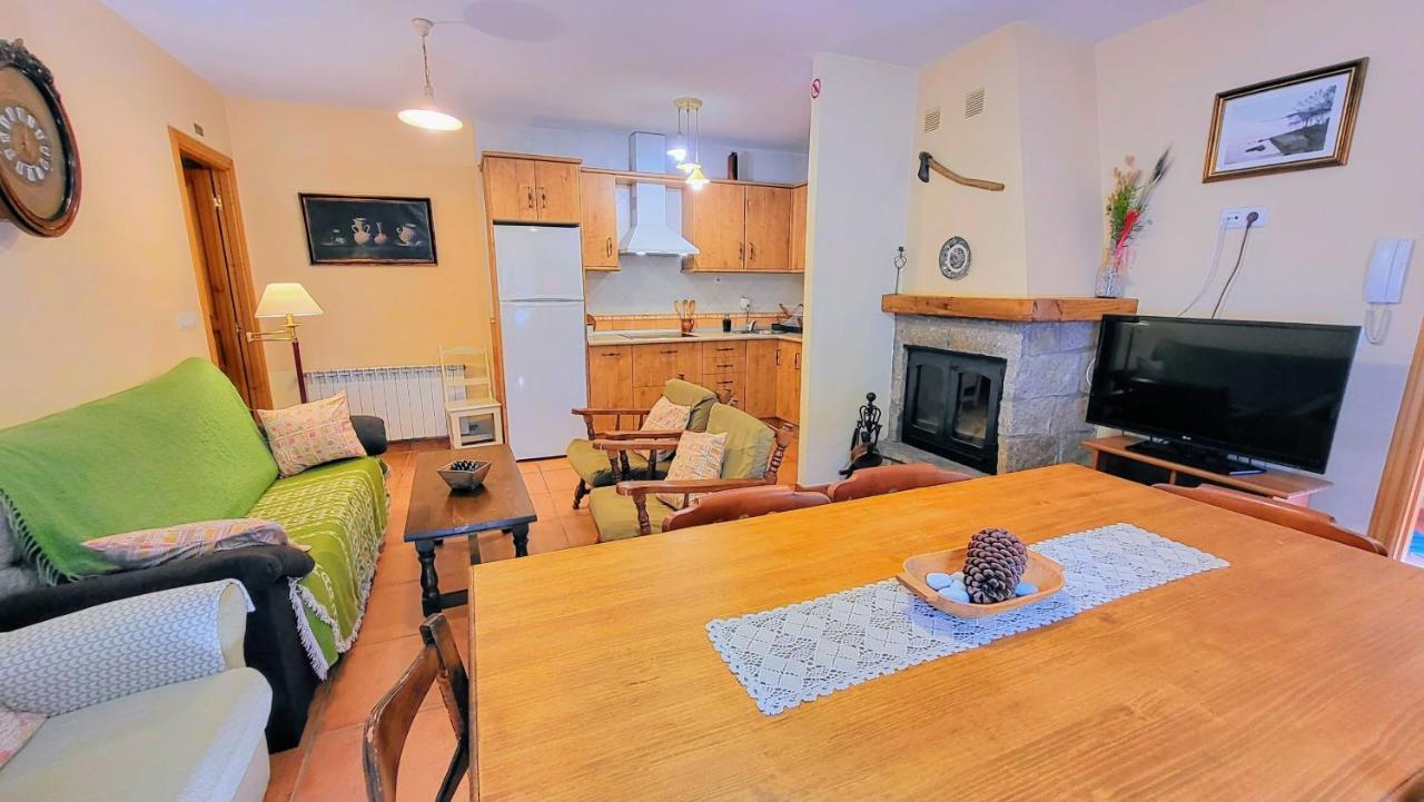 Conjunto Entre Acebos Guest House Sotillo de Sanabria Екстериор снимка