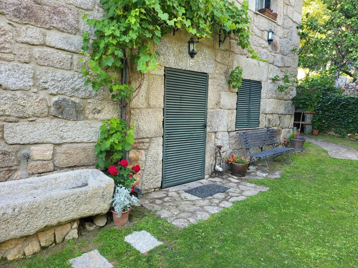 Conjunto Entre Acebos Guest House Sotillo de Sanabria Екстериор снимка