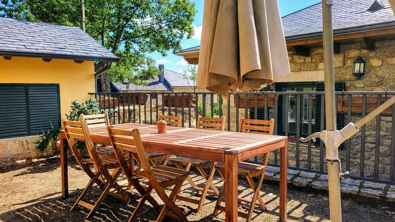 Conjunto Entre Acebos Guest House Sotillo de Sanabria Екстериор снимка