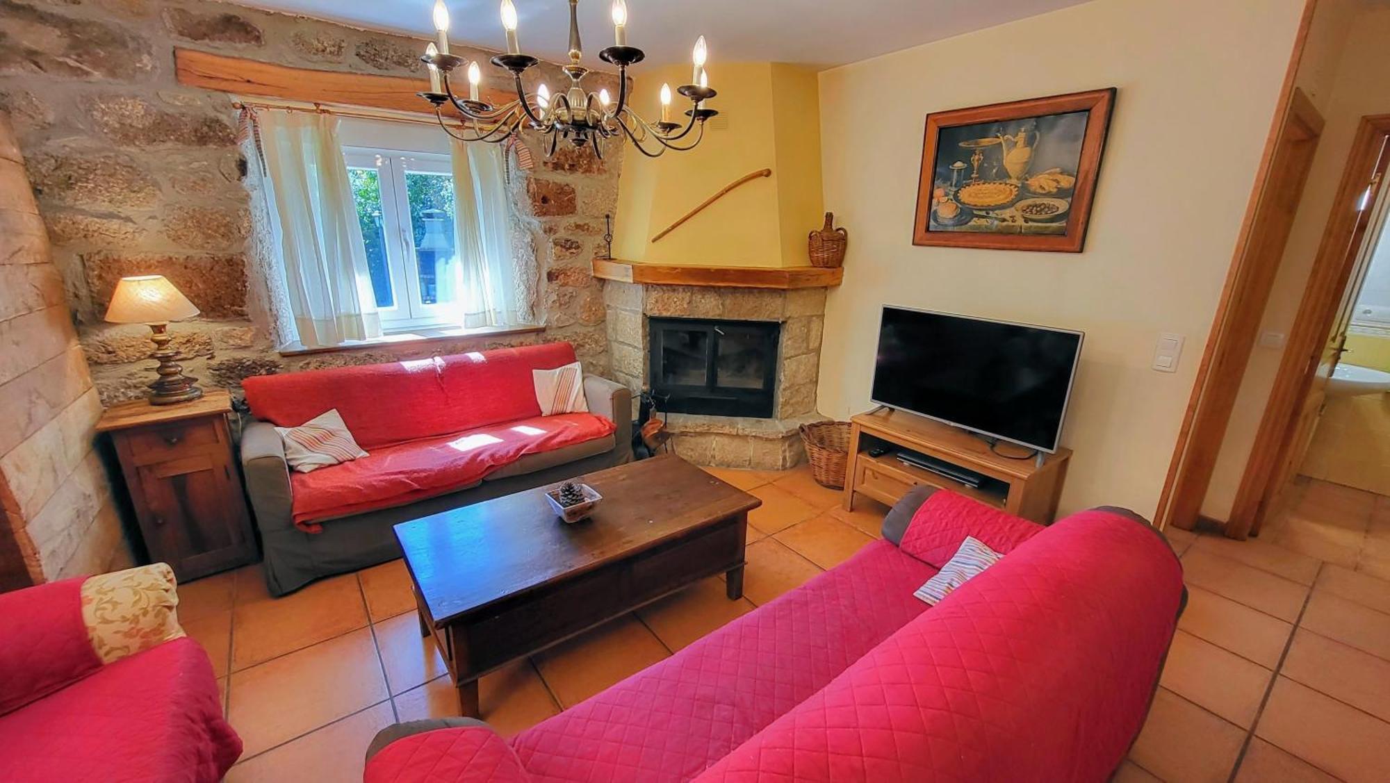 Conjunto Entre Acebos Guest House Sotillo de Sanabria Екстериор снимка