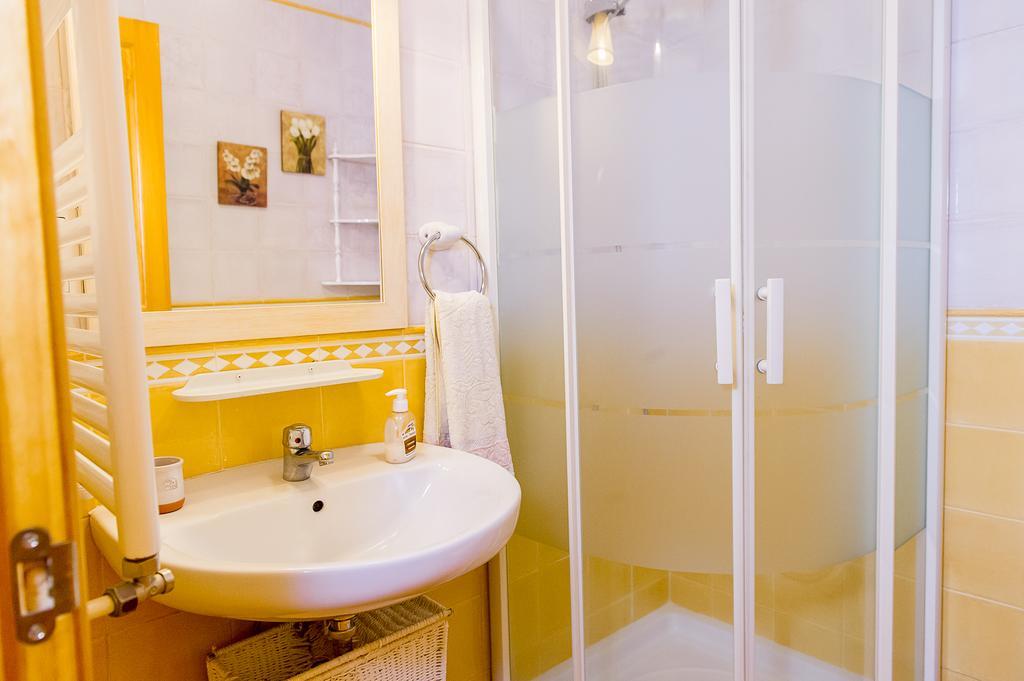 Conjunto Entre Acebos Guest House Sotillo de Sanabria Екстериор снимка